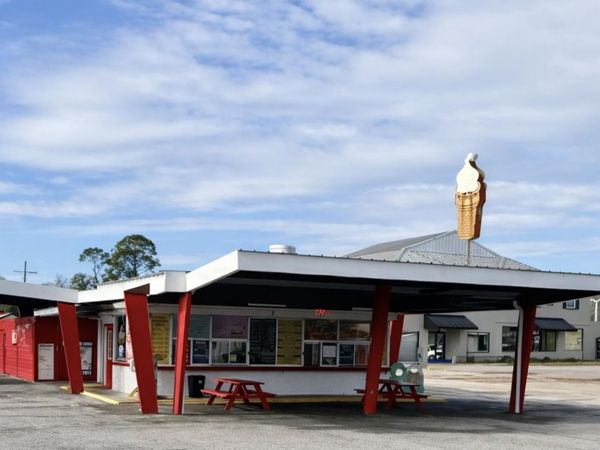 1604 Canal Blvd, Thibodaux, LA 70301