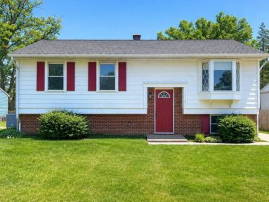 9517 Holiday Manor Road, Baltimore, MD 21236 Main Photo