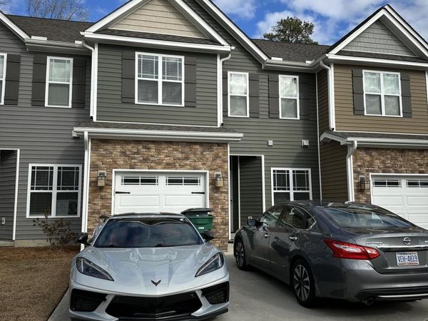 1823 Fox Den Way, Unit 2, Greenville, NC 27858