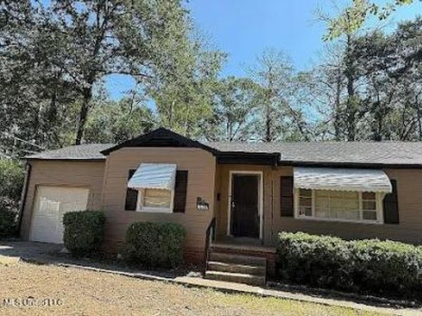 2914 Barwood Drive, Jackson, MS 39212