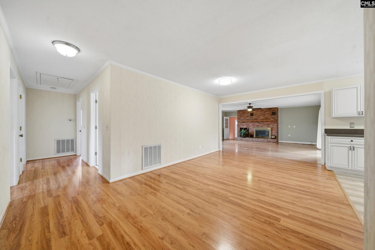 282 Yarborough Road Photo 13