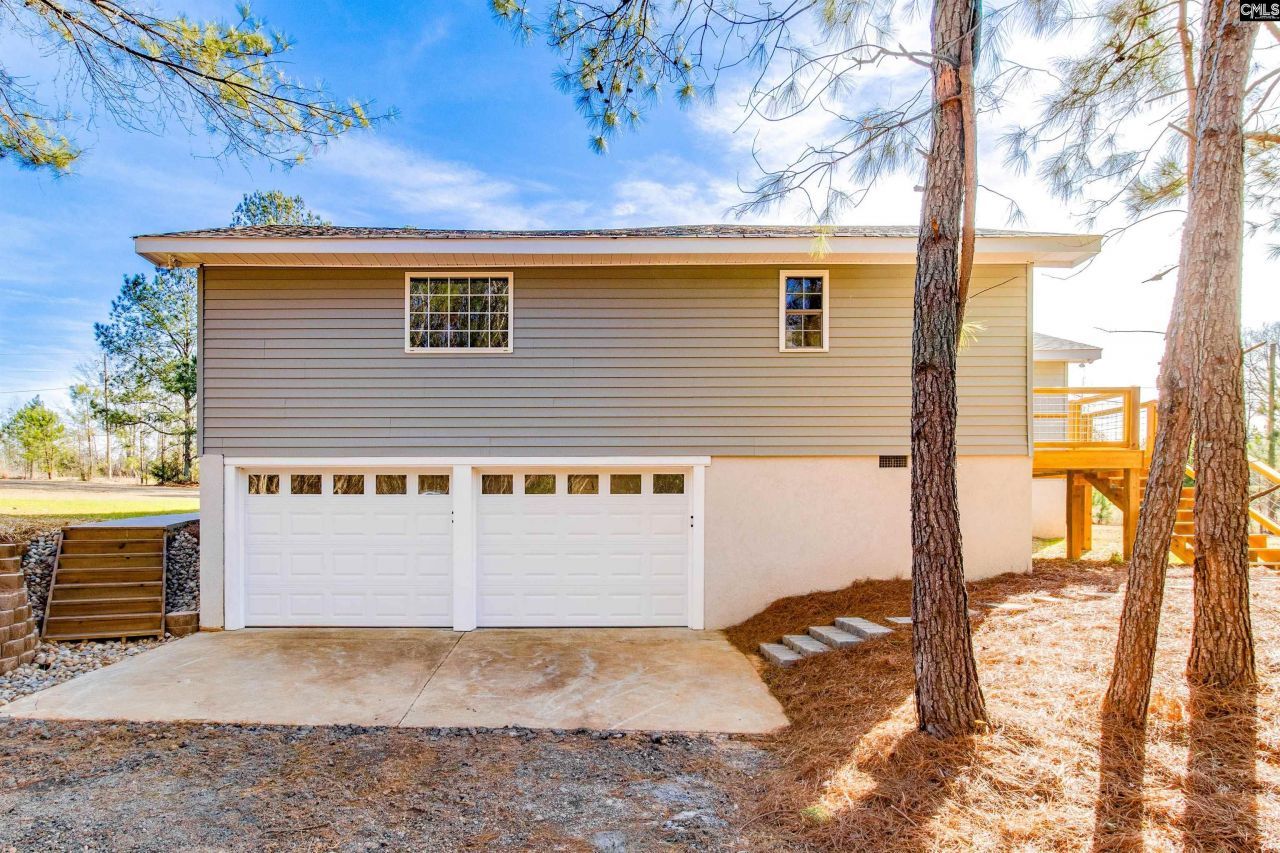 1300 Woodvalley Road Photo 11