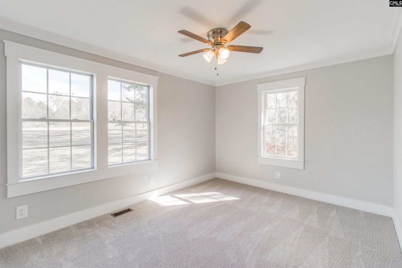 1300 Woodvalley Road Photo 28