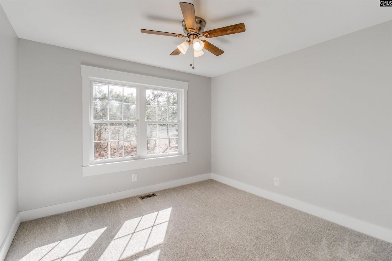 1300 Woodvalley Road Photo 30