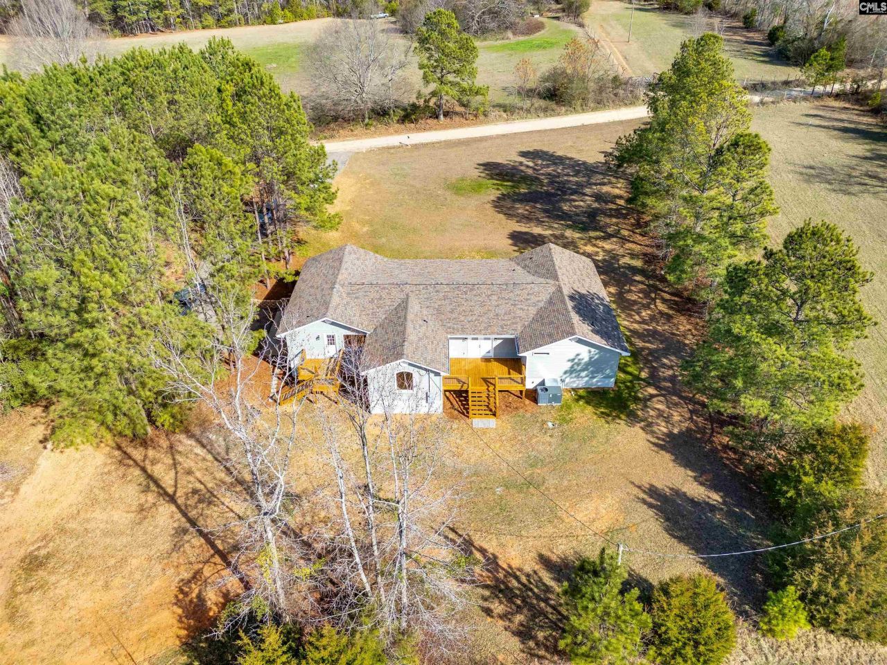 1300 Woodvalley Road Photo 7