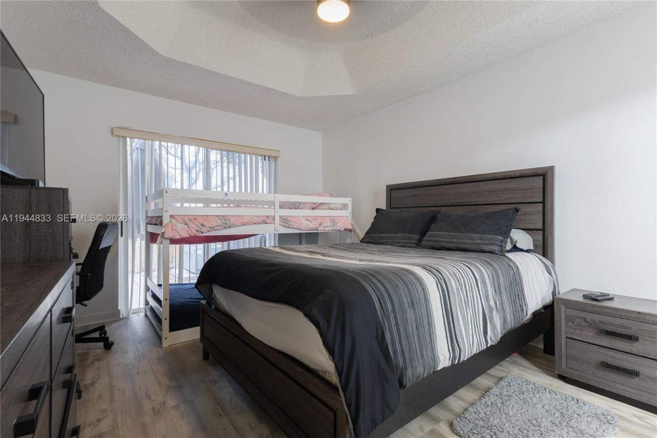 11600 NW 50th Ter, Doral, FL 33178 Photo