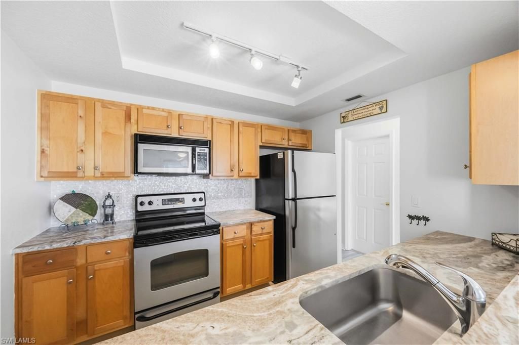 3326 N Key Dr, Unit 7, North Fort Myers, FL 33903 Photo