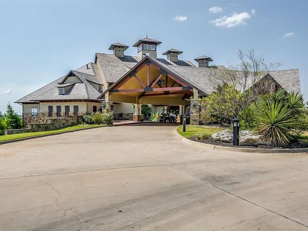 7302 Gleneagles Drive, Cleburne, TX 76033