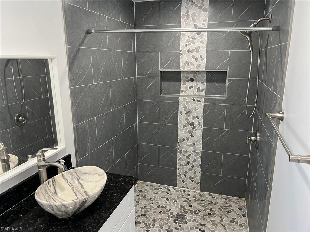 56 Cardinal Dr, North Fort Myers, FL 33917 Photo