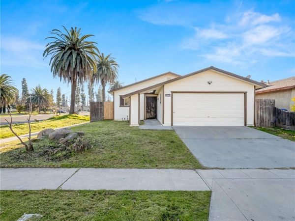 4359 W Cardiff, Fresno, CA 93722