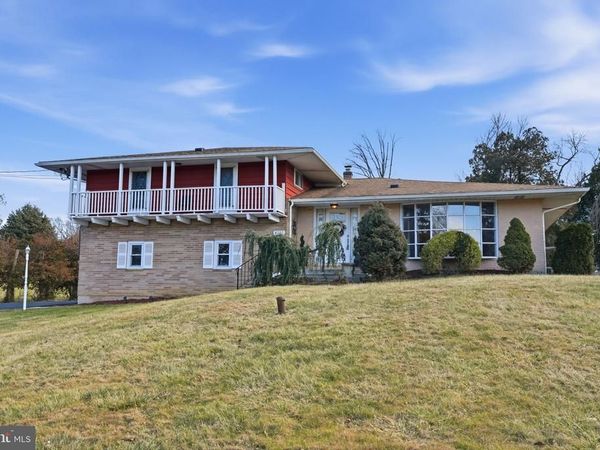 4737 GRANDVIEW AVENUE, BENSALEM, PA 19020