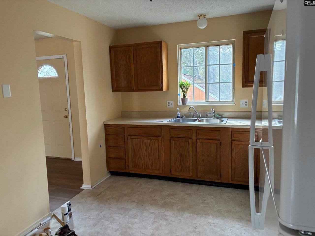 121 Foxglove Circle Photo 5