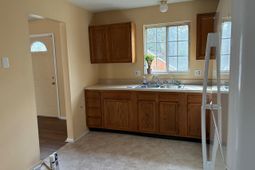 121 Foxglove Circle photo 4