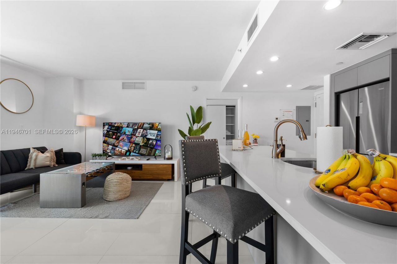 1150 101st St , Unit 502, Bay Harbor Islands, FL 33154 Photo