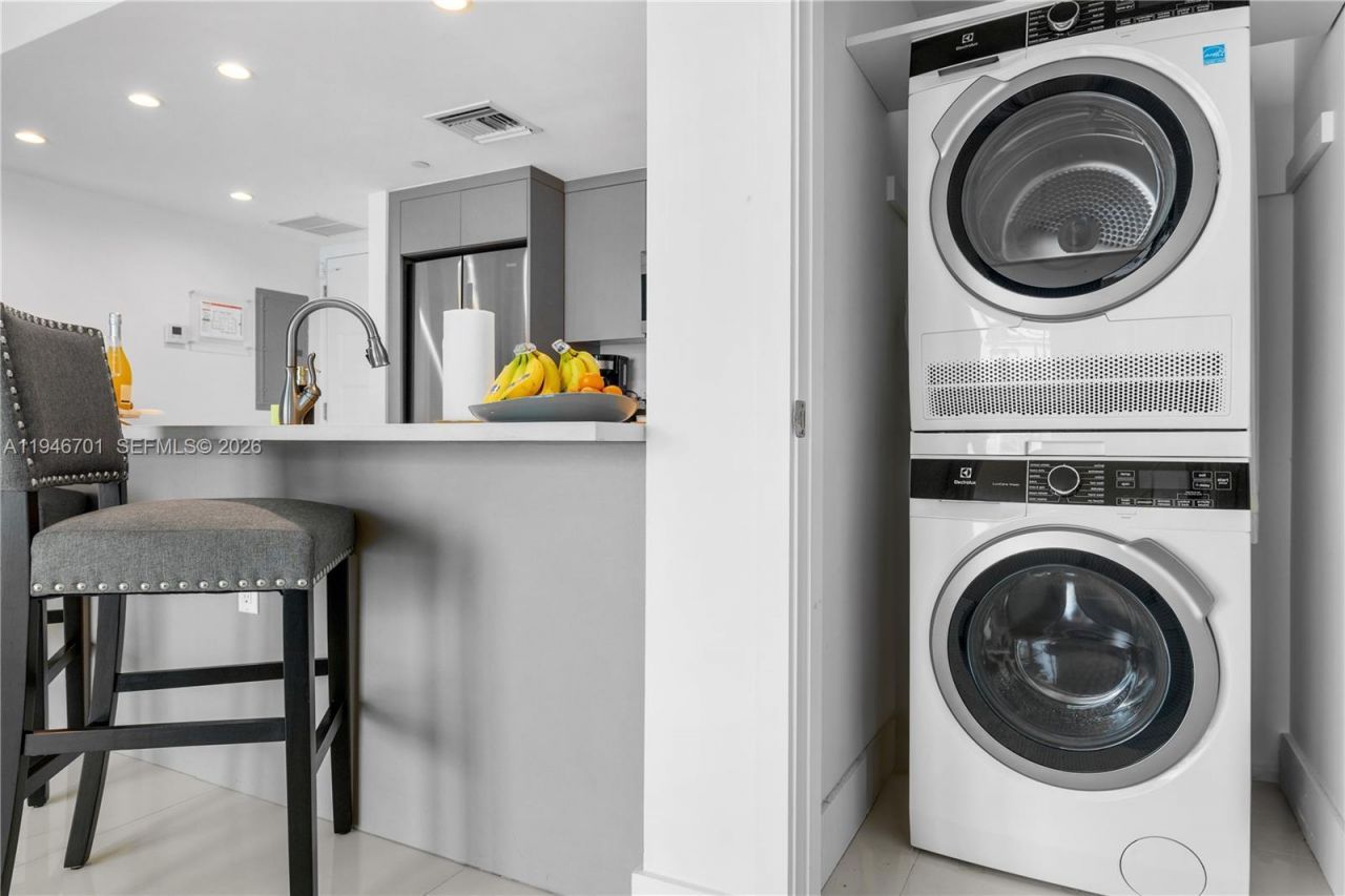 1150 101st St , Unit 502, Bay Harbor Islands, FL 33154 Photo