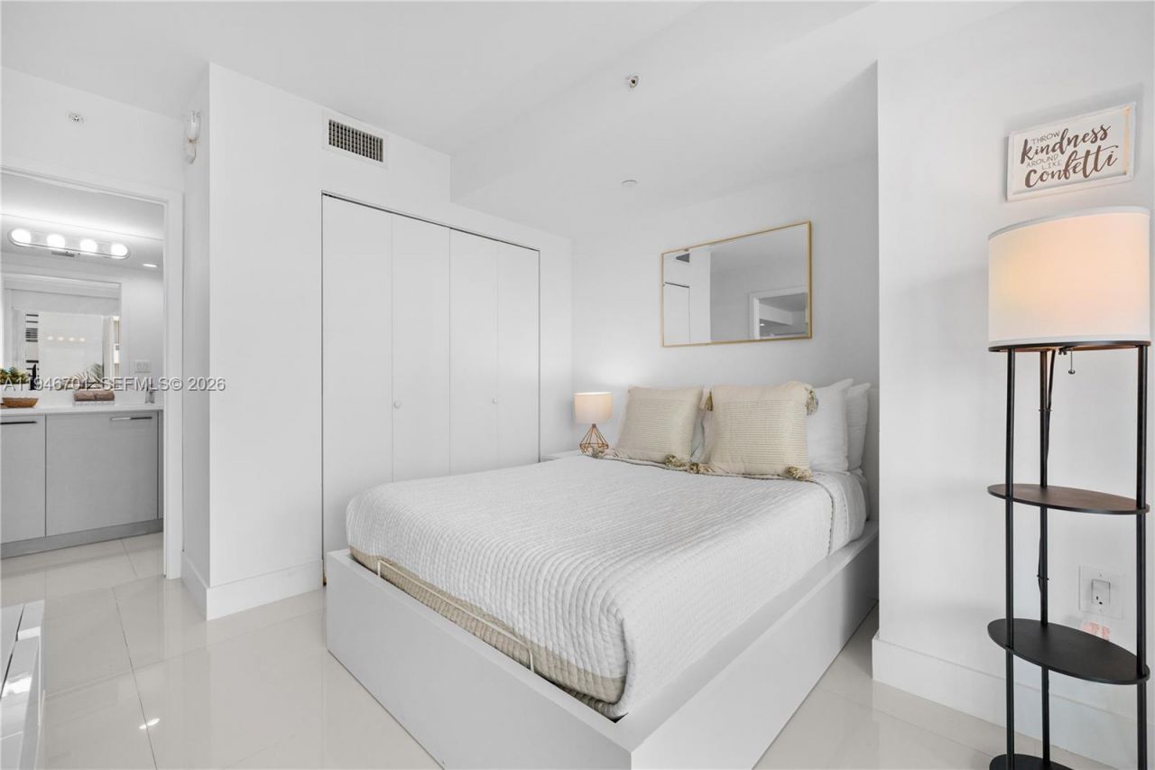 1150 101st St , Unit 502, Bay Harbor Islands, FL 33154 Photo