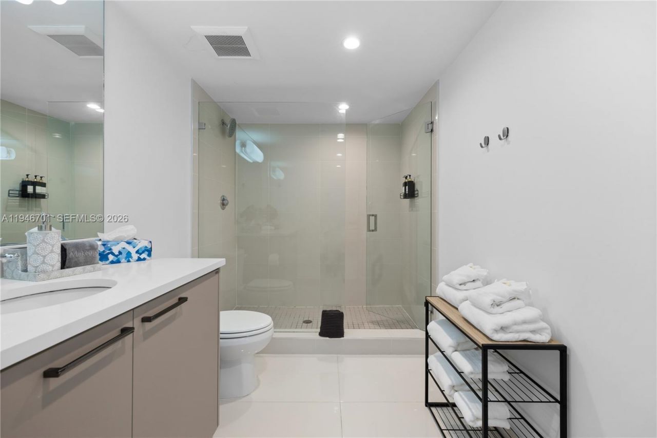 1150 101st St , Unit 502, Bay Harbor Islands, FL 33154 Photo