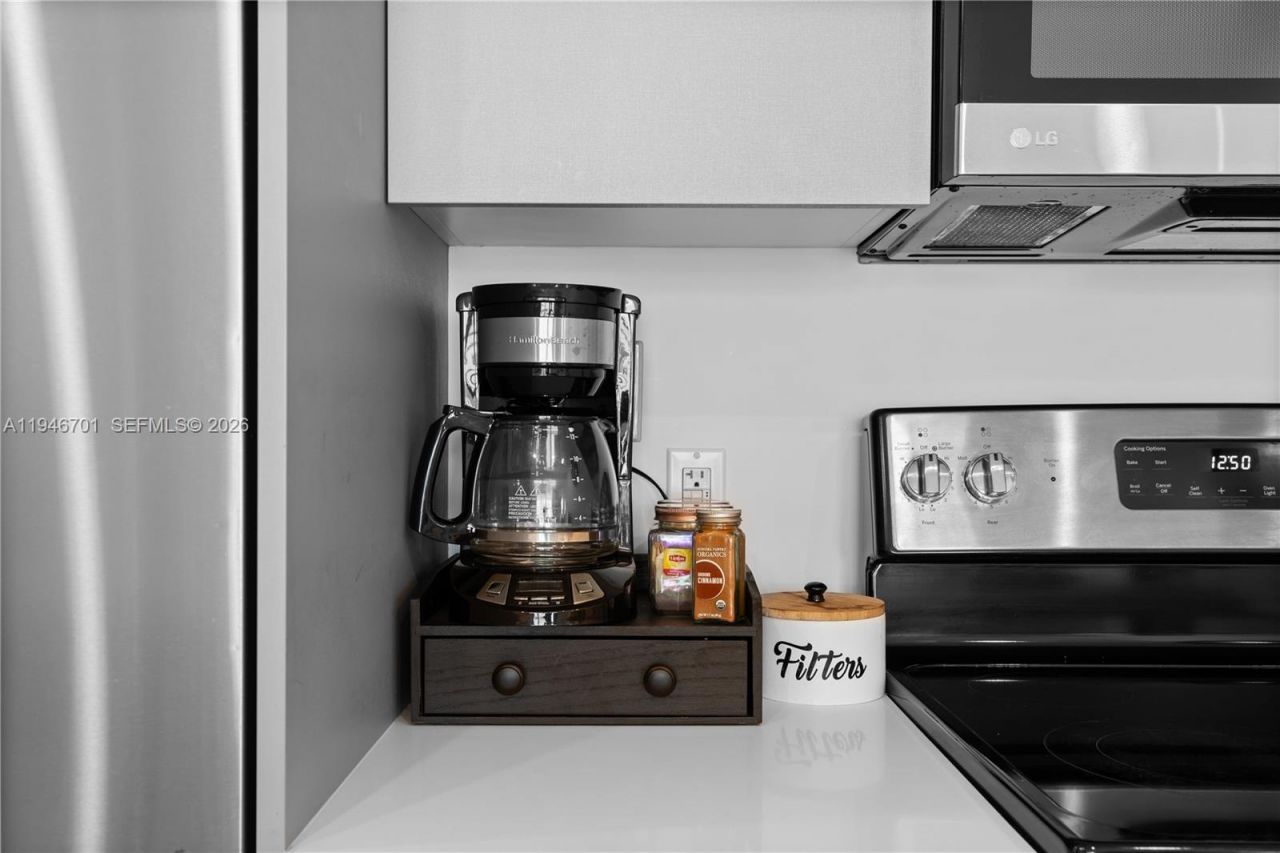 1150 101st St , Unit 502, Bay Harbor Islands, FL 33154 Photo