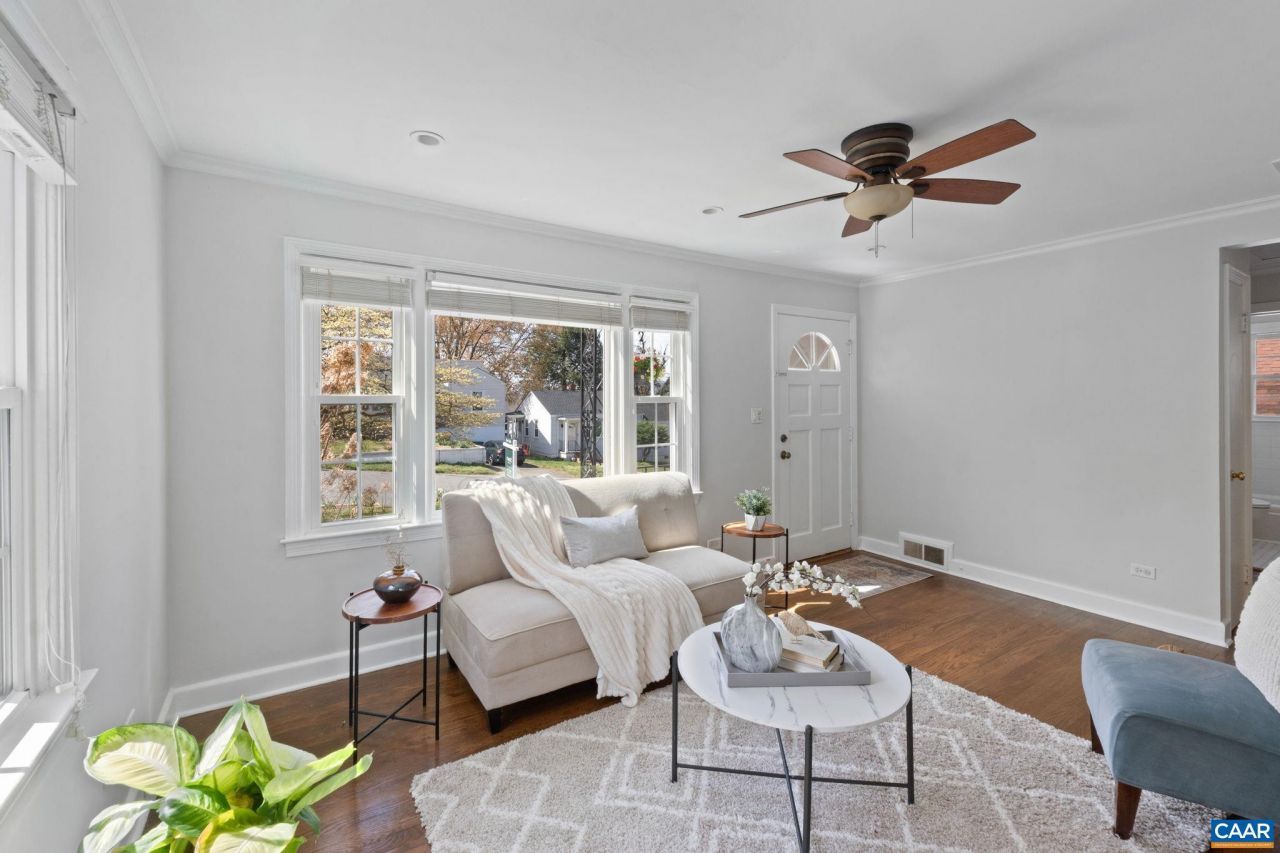 1007 Montrose Ave, Charlottesville, VA 22902 Main Photo