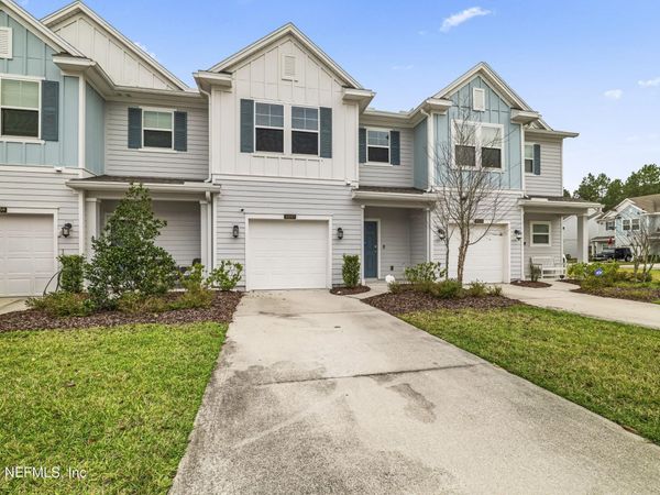 10357 BENSON LAKE Drive, Jacksonville, FL 32222