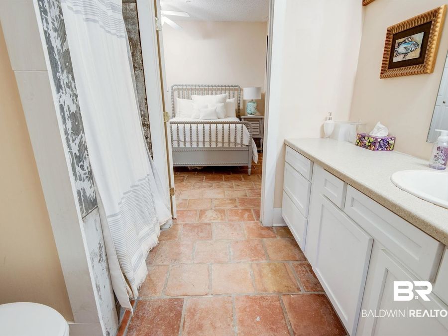 Property Image 94