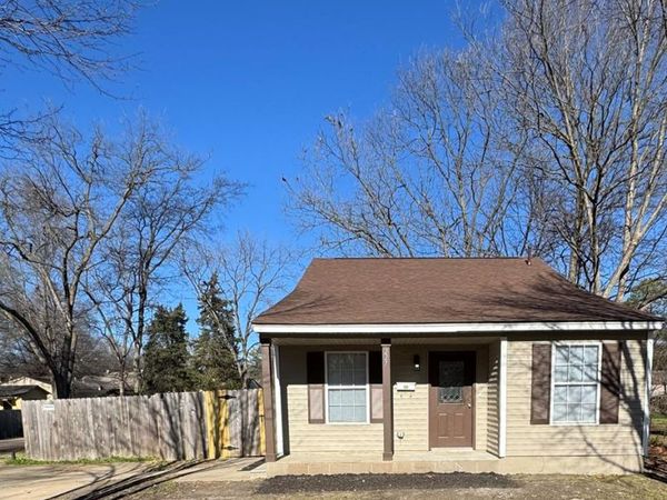 227 S Worthington Drive, West Memphis, AR 72301