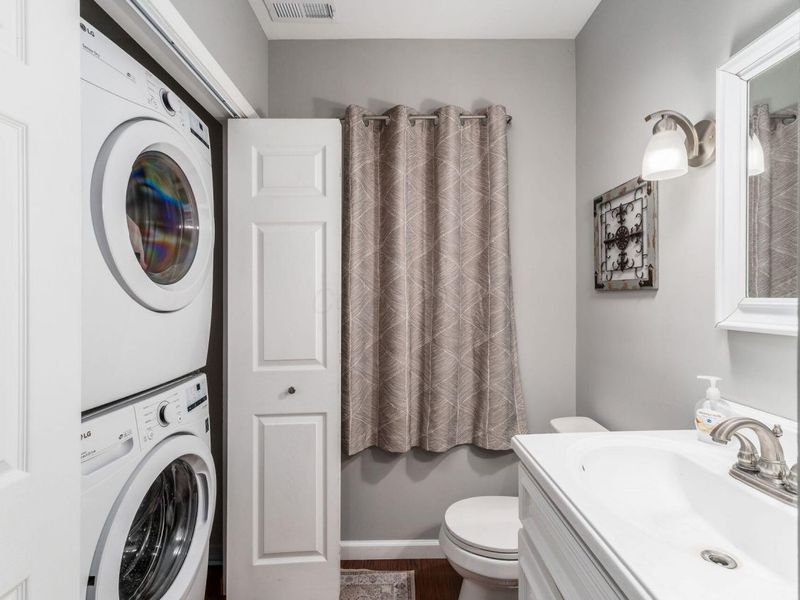 243 N Liberty Street, Baltimore, OH 43105 Photo 24