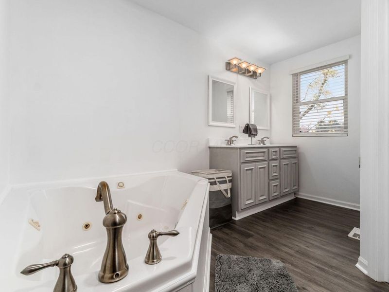 243 N Liberty Street, Baltimore, OH 43105 Photo 30