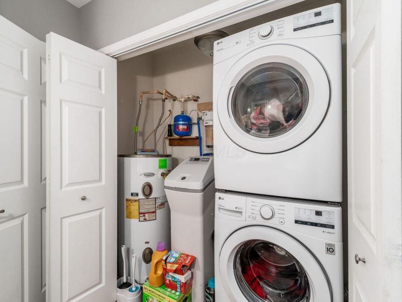 243 N Liberty Street, Baltimore, OH 43105 Photo 37