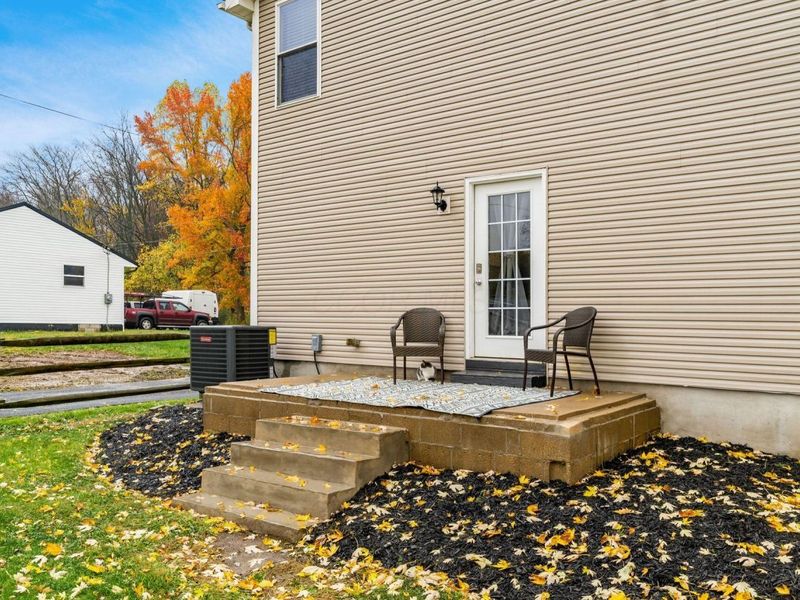 243 N Liberty Street, Baltimore, OH 43105 Photo 39