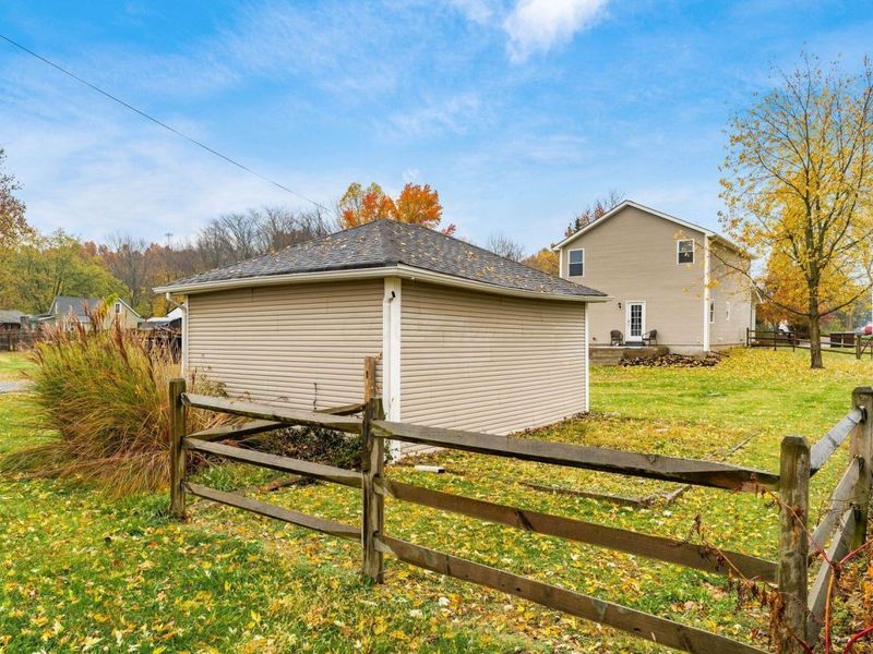 243 N Liberty Street, Baltimore, OH 43105 Photo 45