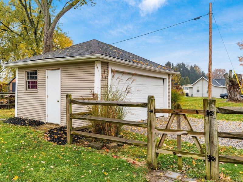 243 N Liberty Street, Baltimore, OH 43105 Photo 49