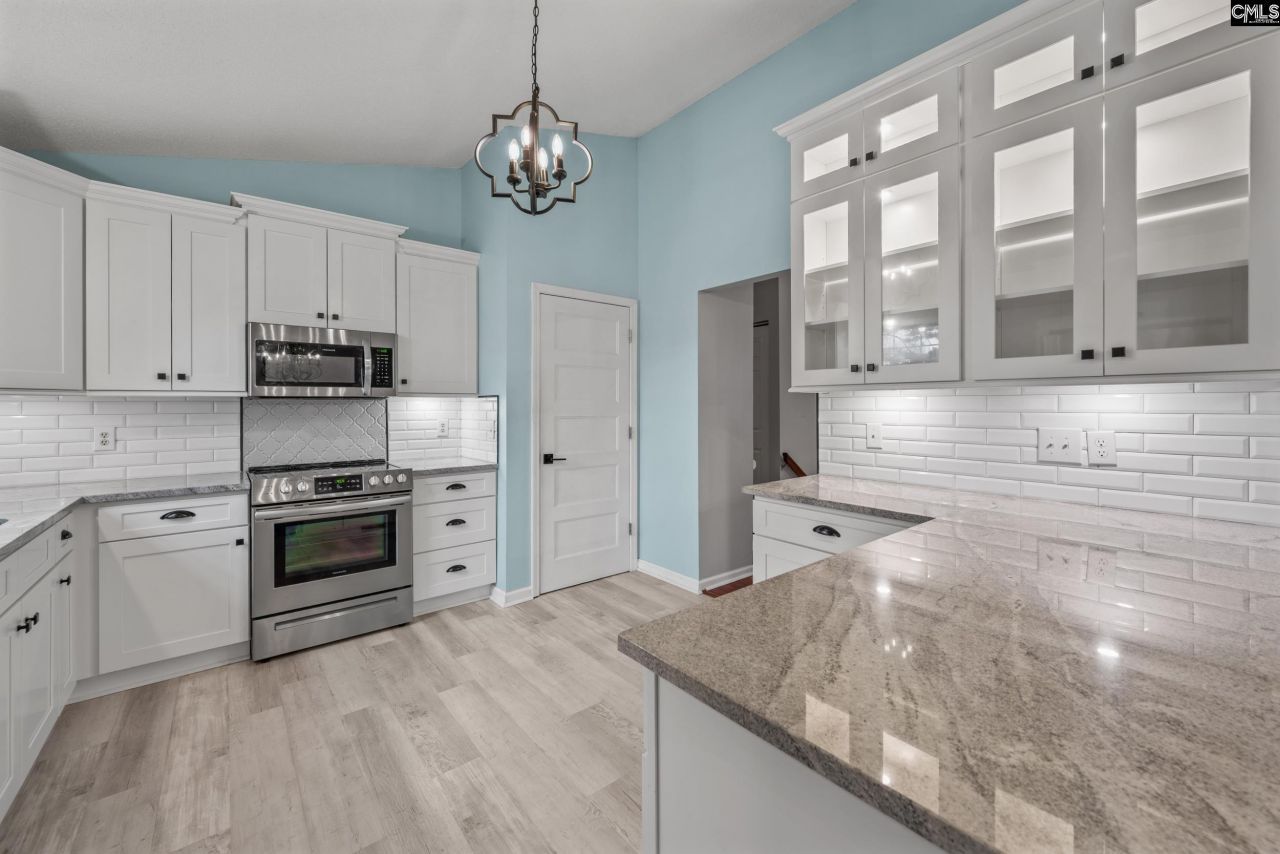 277 Bridleridge Road  Photo 12