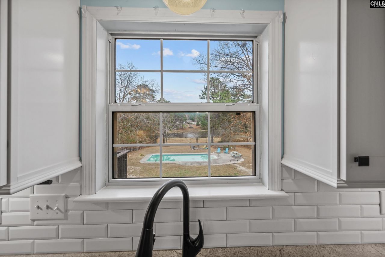 277 Bridleridge Road  Photo 14