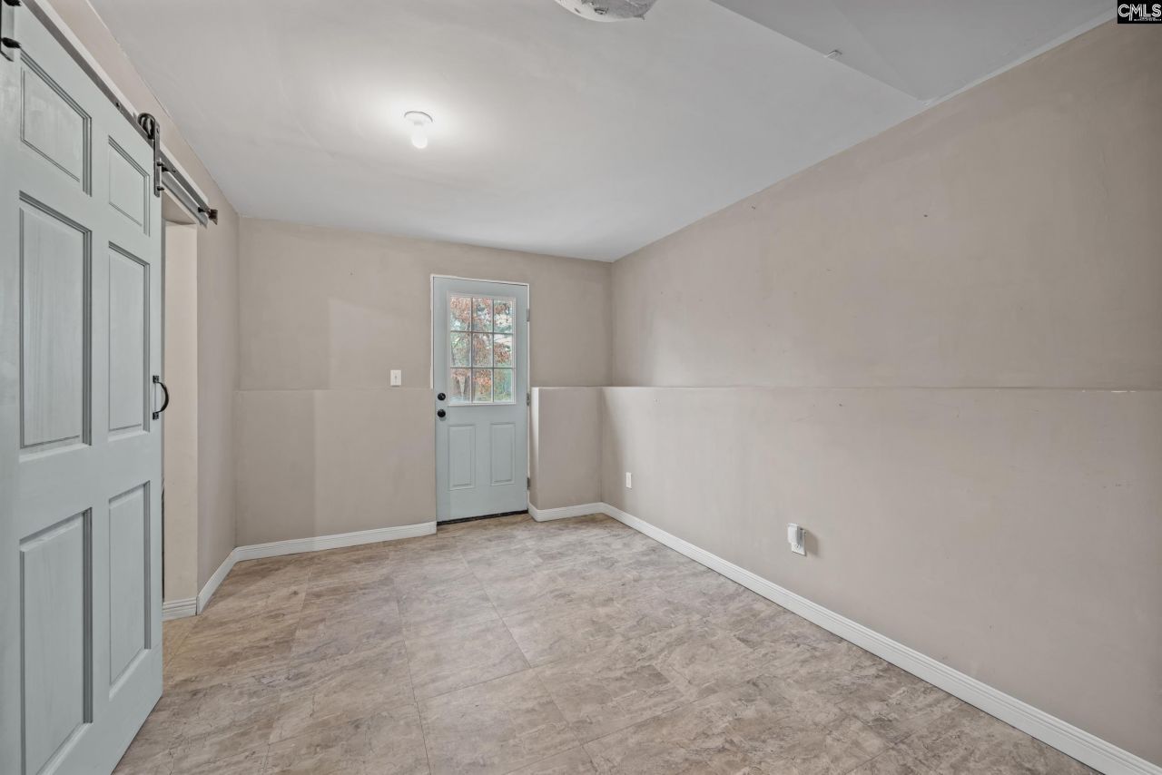 277 Bridleridge Road  Photo 34