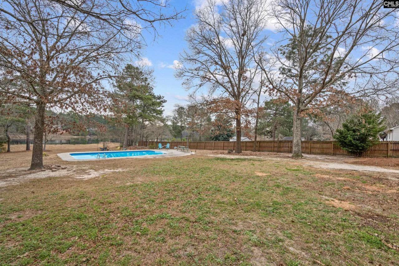 277 Bridleridge Road  Photo 37