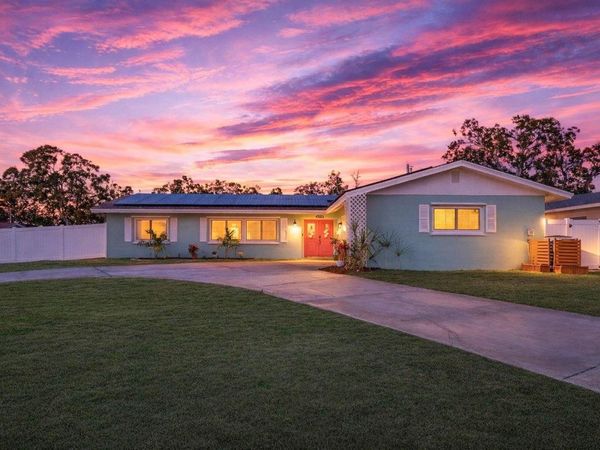 6489 28TH AVENUE N, ST PETERSBURG, FL 33710