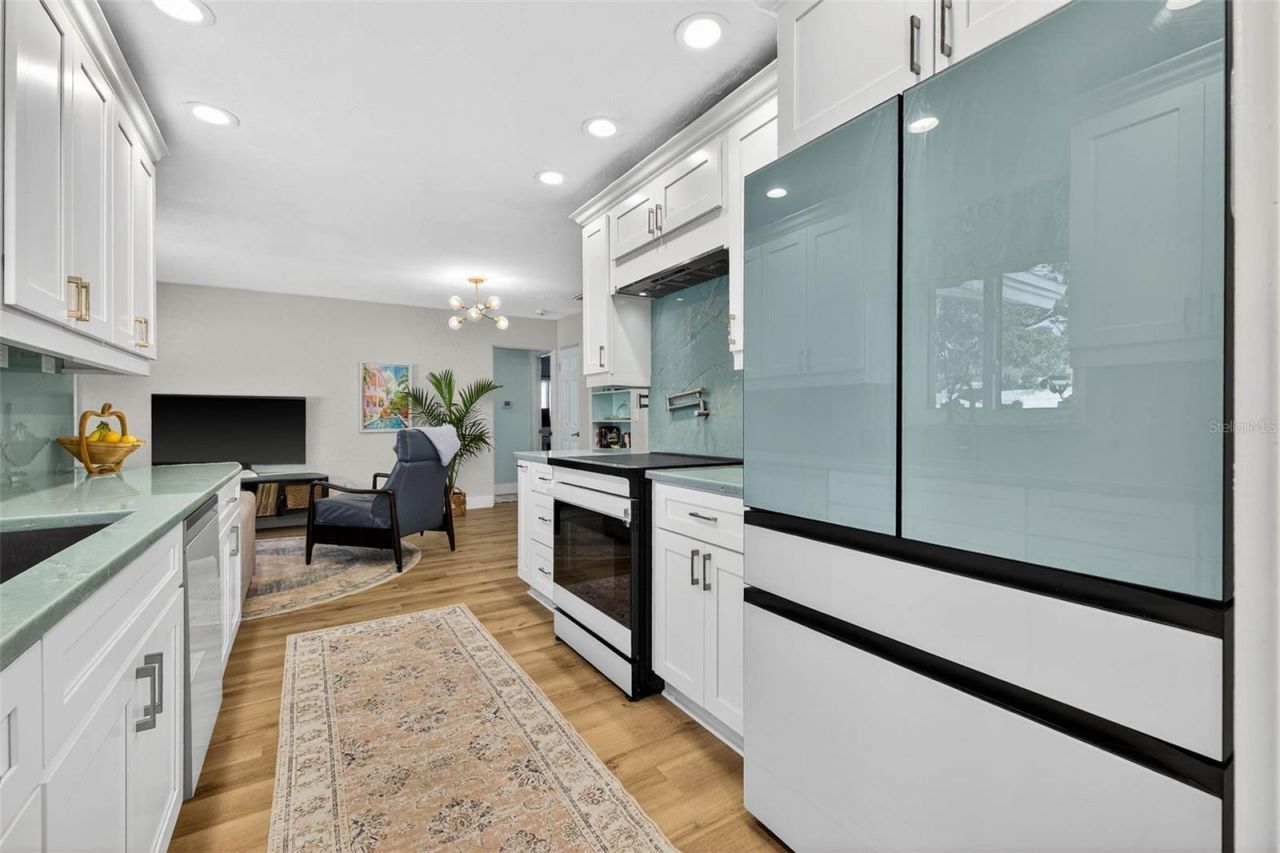 6489 28th Avenue N, Saint Petersburg, FL 33710 Photo