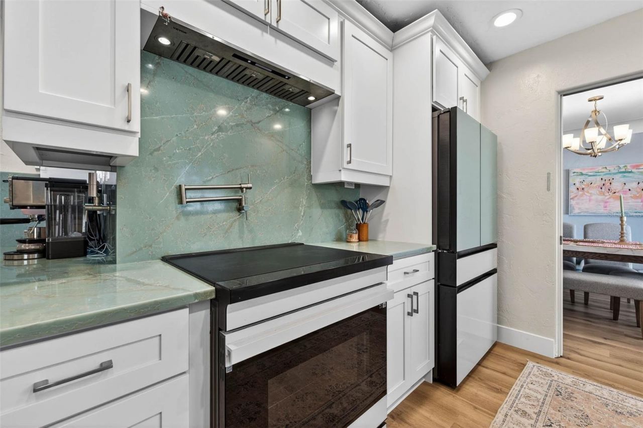 6489 28th Avenue N, Saint Petersburg, FL 33710 Photo