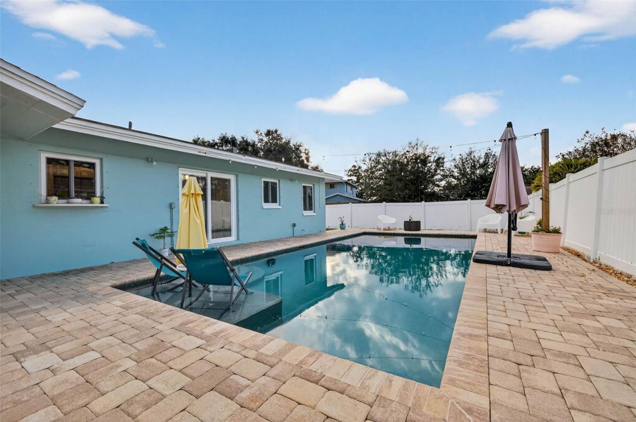 6489 28th Avenue N, Saint Petersburg, FL 33710 Photo