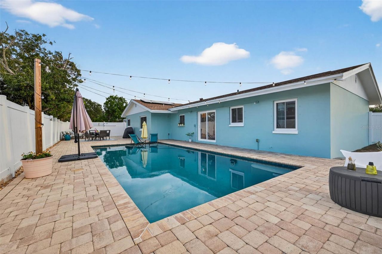 6489 28th Avenue N, Saint Petersburg, FL 33710 Photo