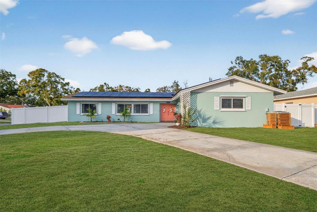 6489 28th Avenue N, Saint Petersburg, FL 33710 Photo