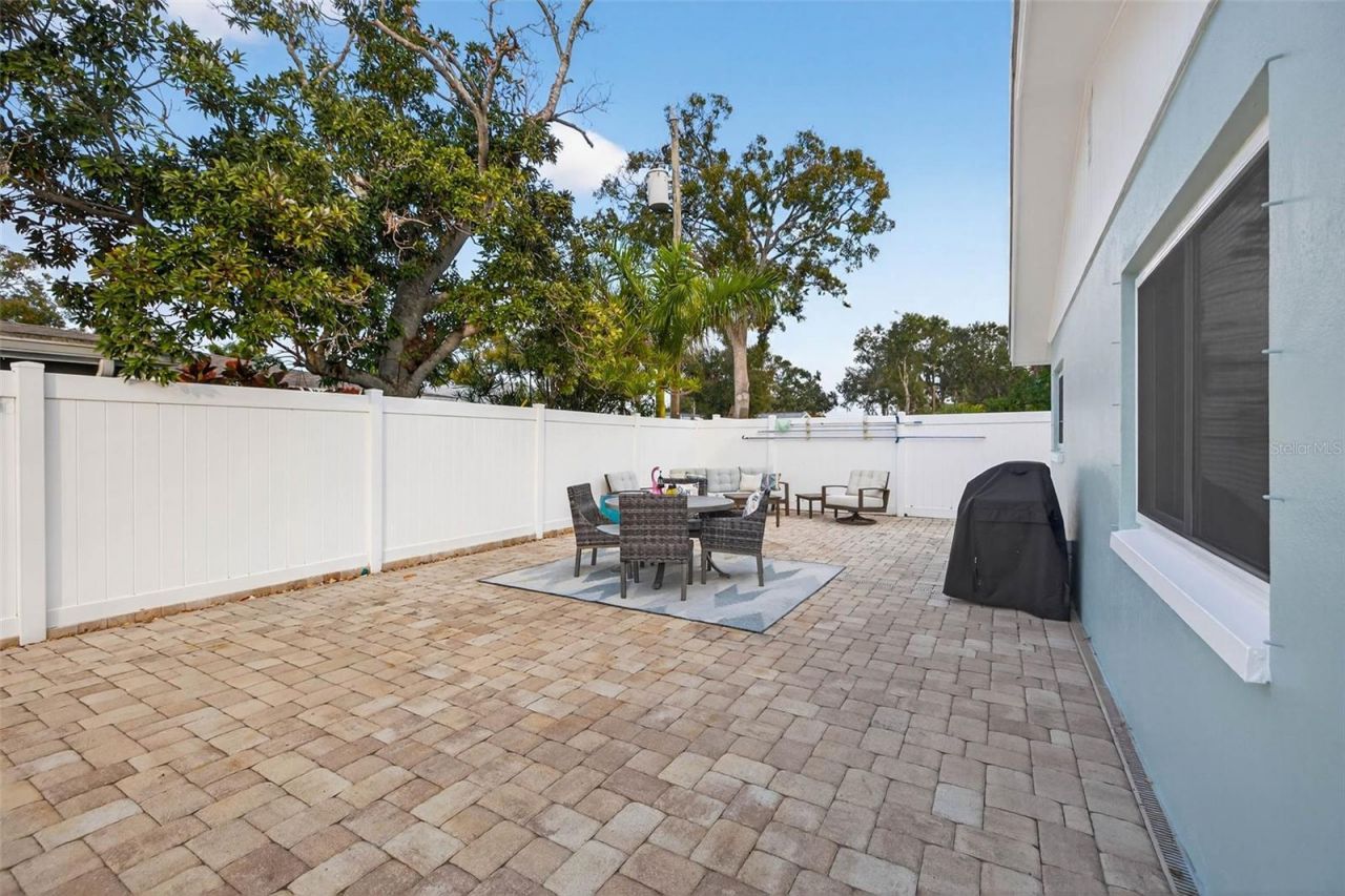 6489 28th Avenue N, Saint Petersburg, FL 33710 Photo