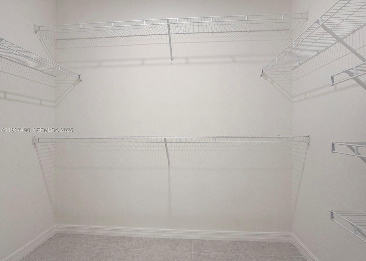 811 SE Seahouse Dr, Port Saint Lucie, FL 34983 Photo