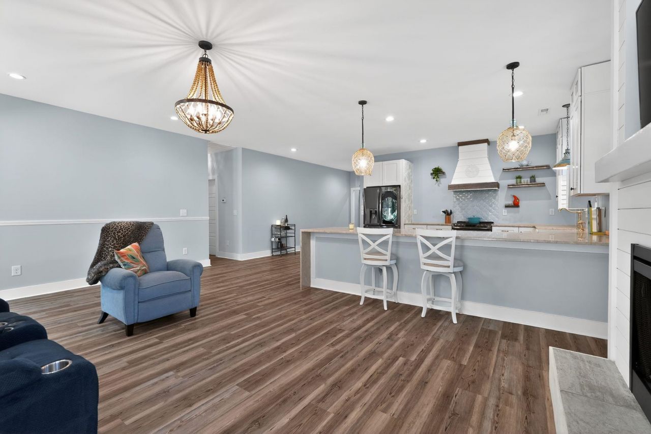 2127 Lexington Circle Photo 10