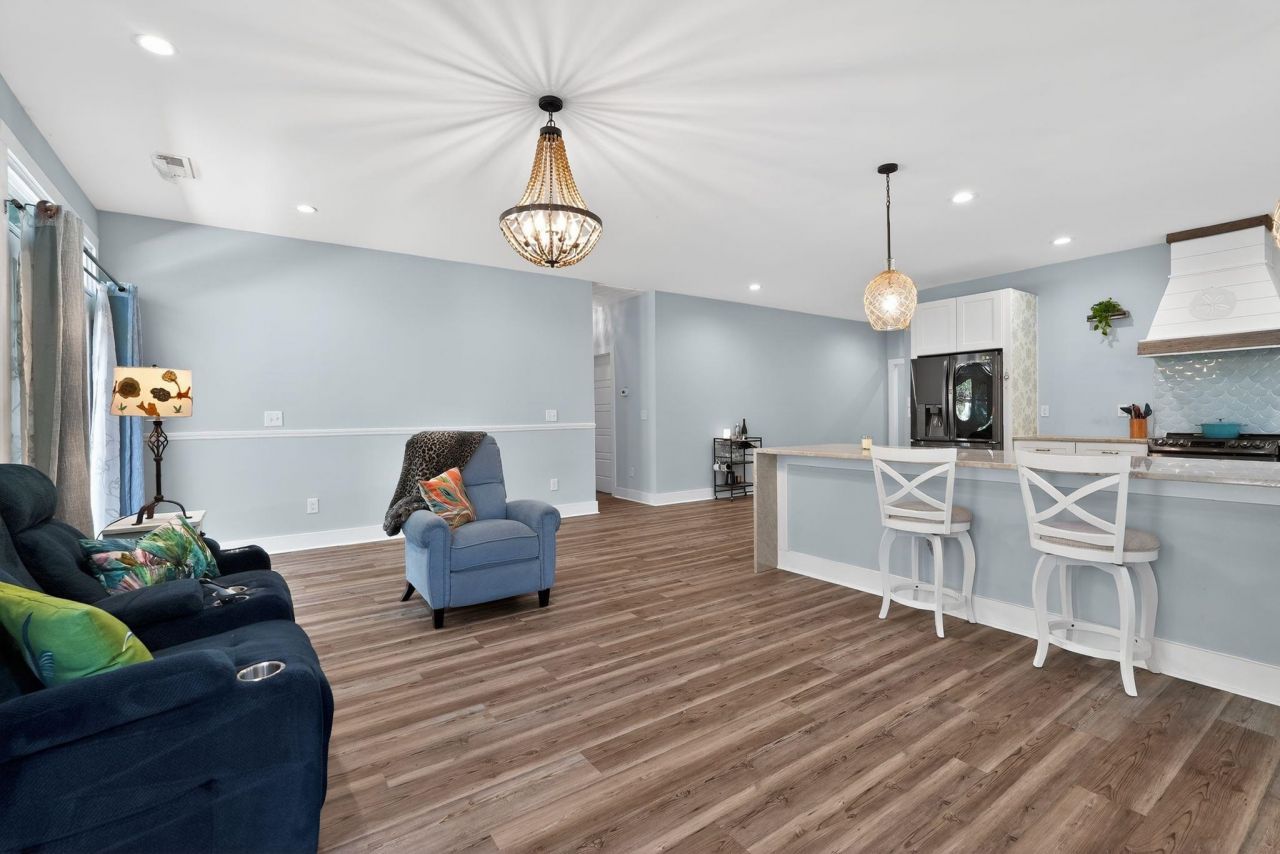 2127 Lexington Circle Photo 11