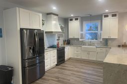 2127 Lexington Circle photo 4