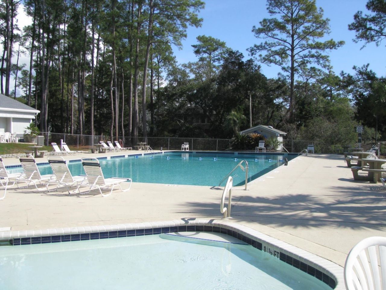 2127 Lexington Circle Photo 38