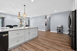 2127 Lexington Circle photo 4