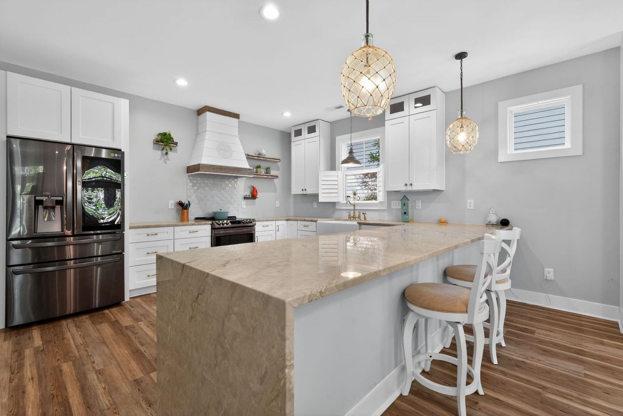 2127 Lexington Circle Photo 9